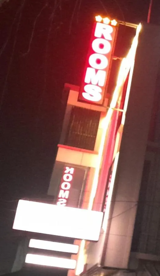 Redbell Suites Manjeri 2*,  India